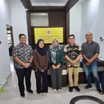 Delegasi CPCD Universitas Hasanuddin bersama tim peneliti PSKP Universitas Gadjah Mada berfoto bersama usai pertemuan penjajakan kerja sama riset dan penguatan jejaring kajian keamanan dan perdamaian nasional di Yogyakarta, 10 Februari 2026.